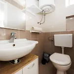Apartman Karantanovi Dvori Murter