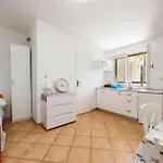 Karantanovi Dvori