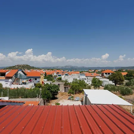 Karantanovi Dvori Daire *