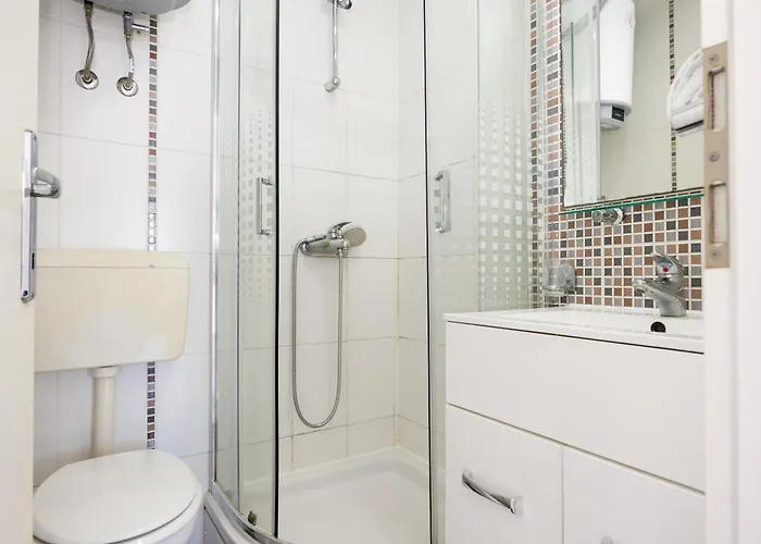 Apartman Karantanovi Dvori *