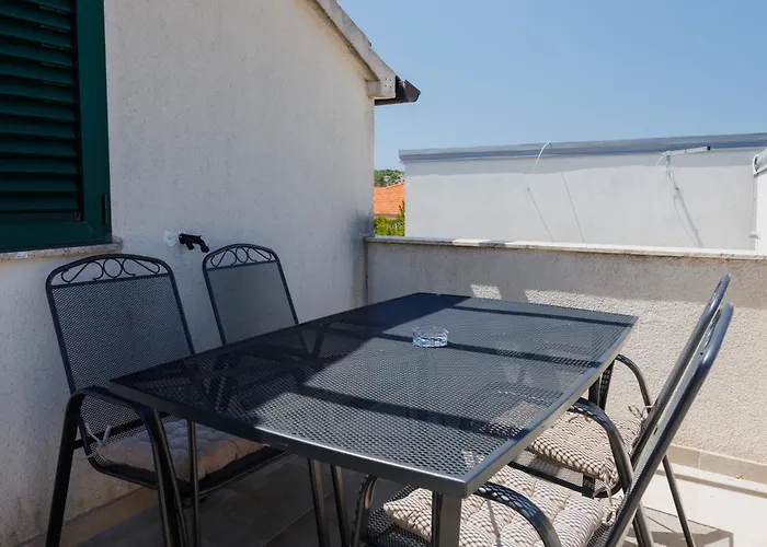 Karantanovi Dvori Apartman