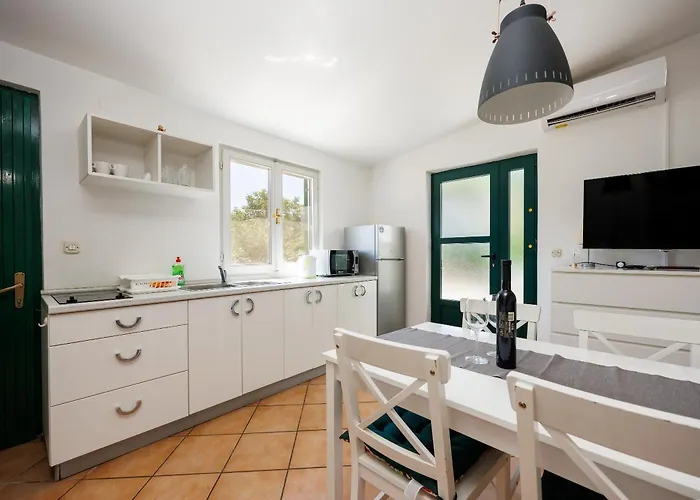 Karantanovi Dvori Apartman