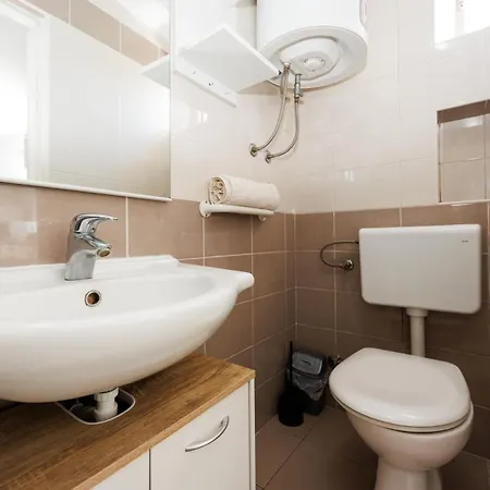 Апартаменты Karantanovi Dvori Муртер